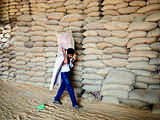 Delhi wheat prices hit record high