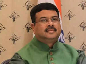 education-minister-dharmendra-pradhan-reviews-status-of-reopening-of-schools-in-country.