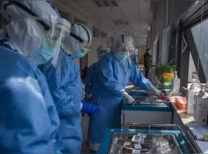 Chinese hospitals scrambling to source ventilators, medical supplies amid Covid surge