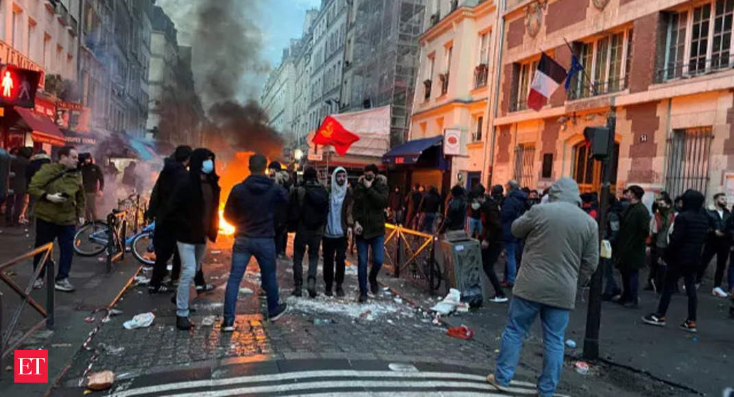 Paris France Protests Erupt In Paris Following Shooting At Kurdish