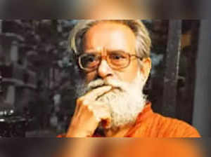 Bibhash Chakraborty veteran Bengali actor hospitalised after suffering from cardiac arrest