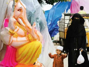 Over 100 people convert to Hinduism in UP's Khurja