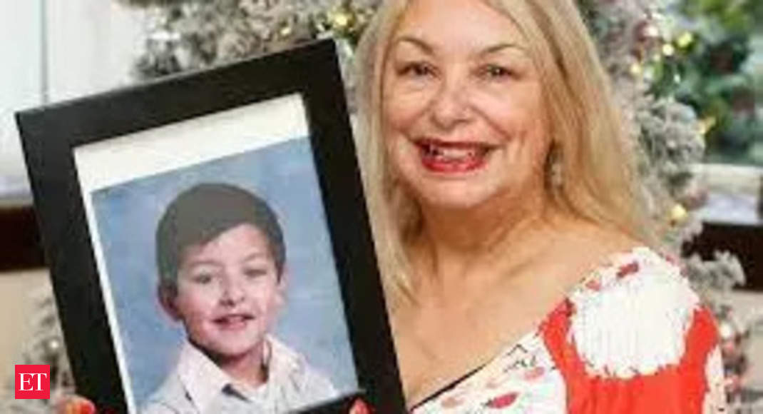 Miracle de Noël !  La mère retrouve son fils, qu’elle croyait mort il y a 10 ans
