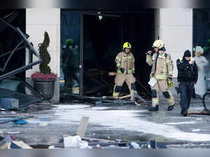 AquaDom: Germany’s 82ft aquarium housing 1,500 fish that exploded inside hotel was ‘ticking time bomb’