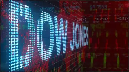 US stocks open lower on last trading day of torrid year