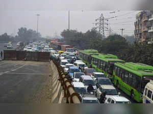 New Delhi: Traffic congestion on Ring Road after the closure of Ashram flyover f...