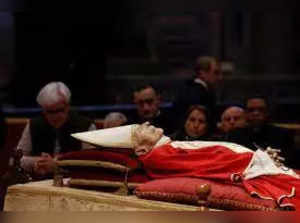 Pope Benedict XVI: Thousands pay homage at Vatican. Details here