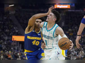 Golden State Warriors star Klay Thompson returns to form with 54-point performance against Atlanta Hawks. See details