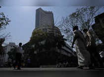 Sensex declines 200 points ahead of US Fed meet minutes