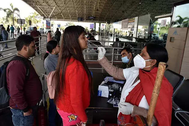 Covid News Updates: India detects 11 types of Covid variants in international travelers