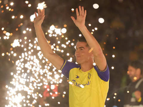 In pictures: Ronaldo, family given heroes' welcome at Al Nassr unveiling in  Riyadh - Sportstar