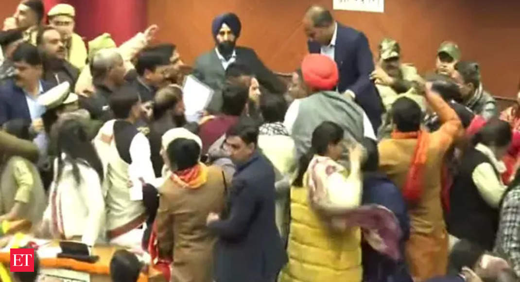 Watch: Clash between AAP, BJP corporators ahead of Delhi Mayor polls