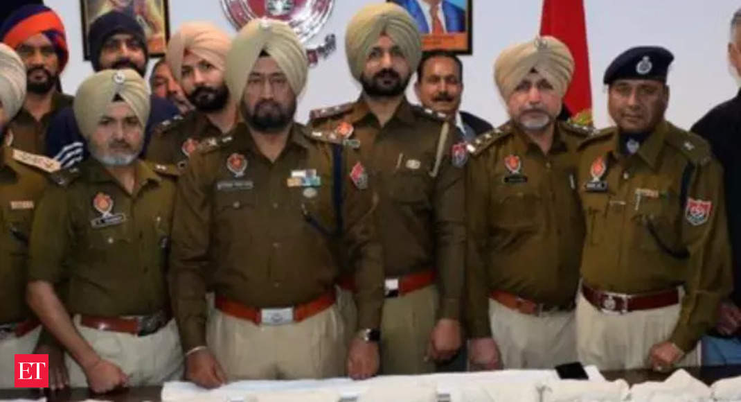 Punjab: Fazilka police and BSF jointly arrested 2 drug cartel kingpins engaged in drug trafficking