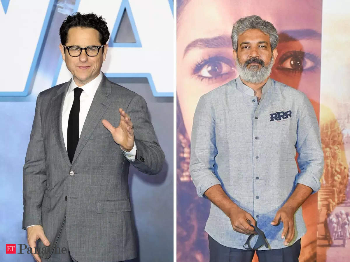 JJ Abrams: Hollywood film-maker JJ Abrams applauds 'RRR' as he introduces  SS Rajamouli at film's LA screening - The Economic Times