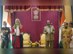 Kolkata: Calcutta High Court Chief Justice Prakash Shrivastava administers oath ...