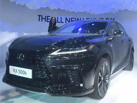 ​Lexus