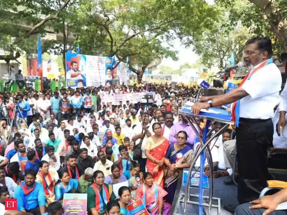 tamil nadu dmk: Chennai: DMK ally VCK holds protest against Tamil Nadu ...