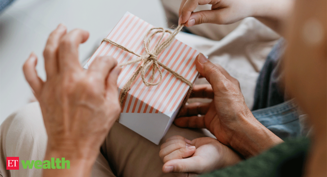 7 things to keep in mind when investing for grandkids