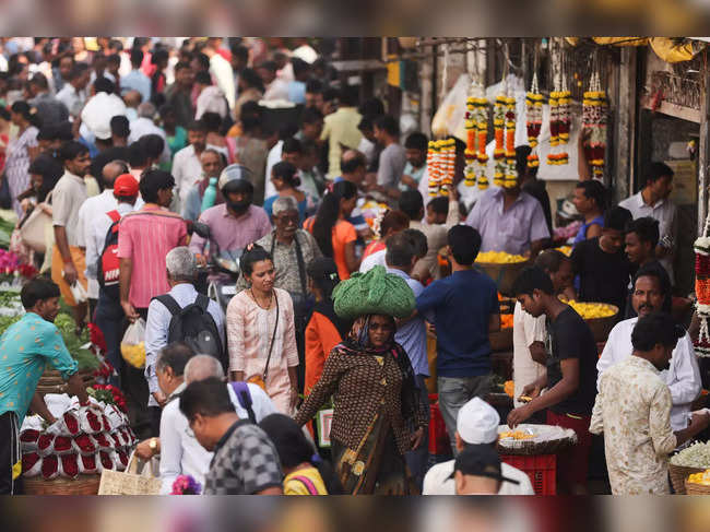A crowded market in Mumbai