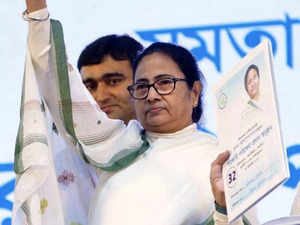 Central govt stopped funds for all its schemes, alleges Mamata Banerjee