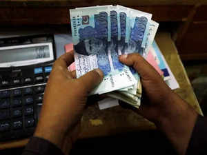 Pakistan received USD 5.1bn in foreign loans in first five months of current fiscal