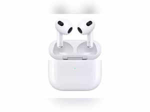 Apple AirPods Pro are available on Flipkart only at  Rs 1,150 after Rs 20,250 discount. Check details