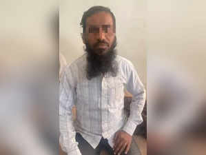 Arrested IS man, Abdul Raqib Qureshi.