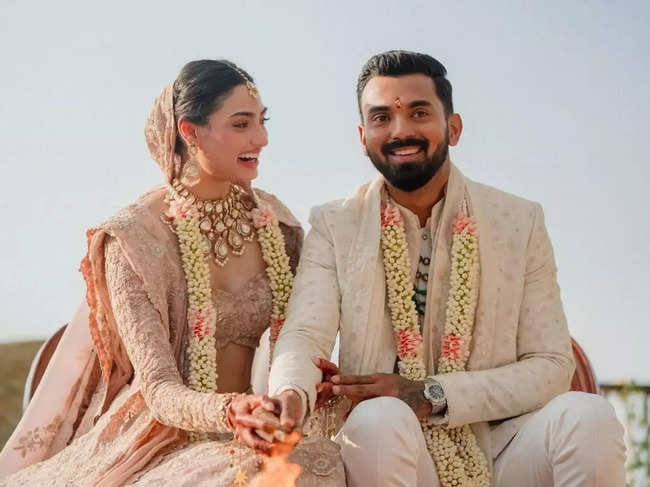 Cricketer Who Married Bollywood Actresses- thefocuslive.com 