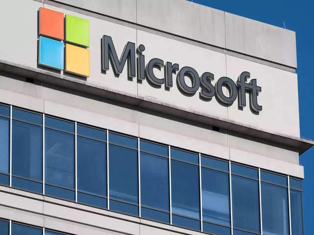 Microsoft invests 10bn