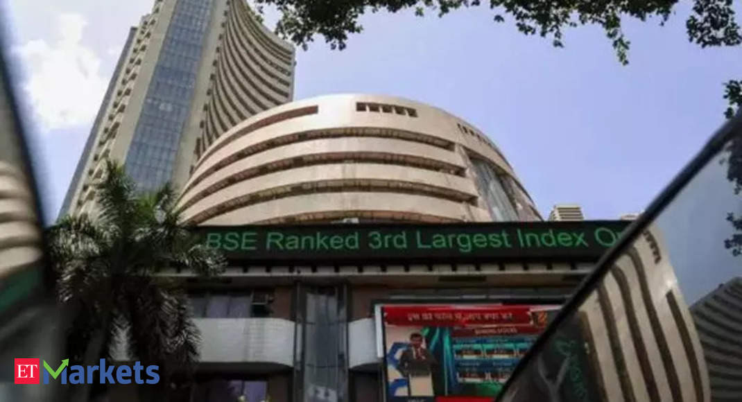 Sensex Ends Flat After Volatile Trade Nifty Holds Dmart Gains The Economic Times