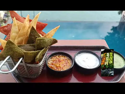 Tri-Colour Mix Millets Crisp With Tri-Flavor Dip