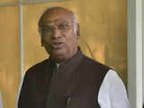 Stand up against onslaught on judiciary: Kharge to people on R-Day eve