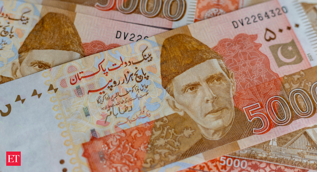 Pak currency falls to record low against $