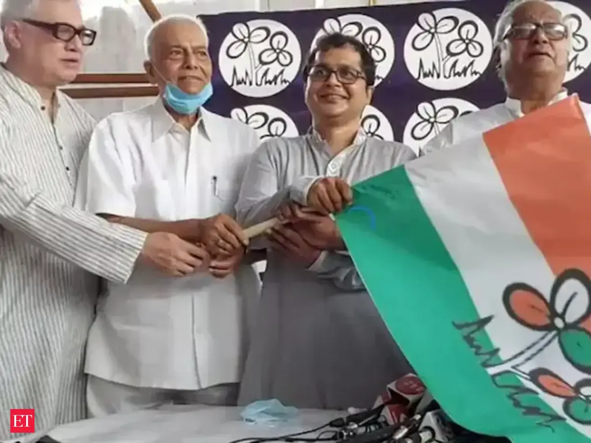 saket gokhale news: TMC's Saket Gokhale splurged crowdfunding funds on ...