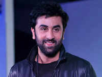 Ranbir Kapoor: Ranbir Kapoor shares his fashion inspirations, says father  Rishi Kapoor was an icon & wife Alia Bhatt dresses cool - The Economic Times