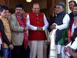 Delhi LG Vinai Kumar Saxena meets Urs delegation of Ajmer Sharif Dargah, watch!