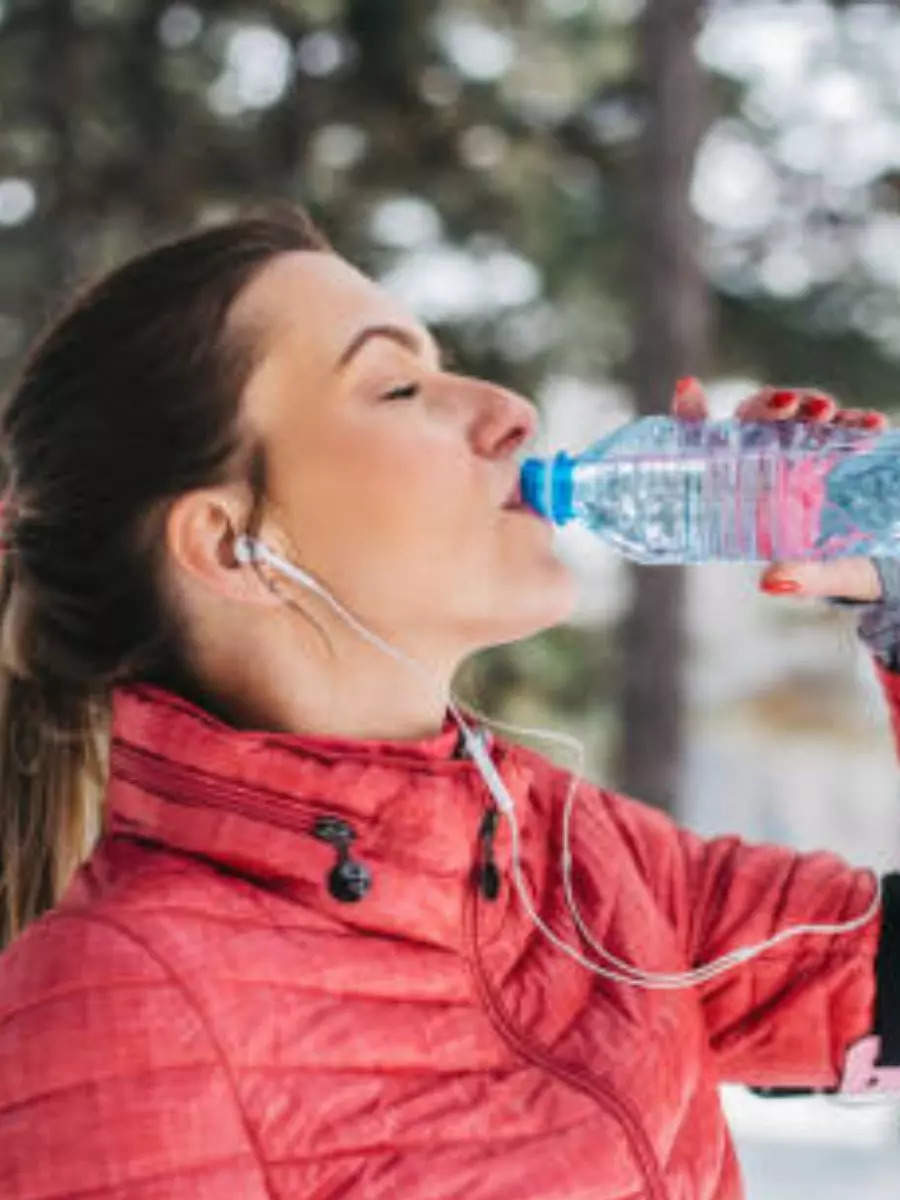 dehydration-hydration-may-be-key-to-longer-life-5-ways-to-drink-more