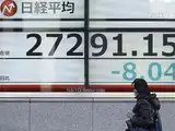 Asia shares brace for rate hikes, eaings rush