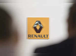 Automakers Renault, Nissan make cross-shareholdings equal