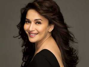 Madhuri Dixit beats the trendy ‘Tum Tum’ dancing trend with a fabulous video, watch here