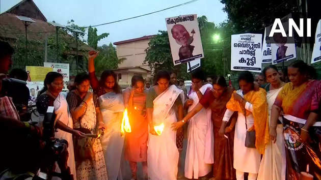 Kerala Budget 2023 News LIVE Updates: Members of Mahila Congress hold protest against the budget