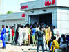 Chaotic cash shortage forces Nigerians to wait hours for $43