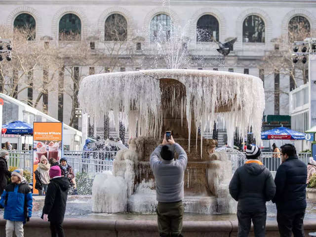 Frozen Bryant Park fountain in Manhattan