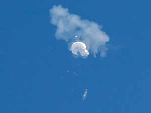 Balloon bursts hopes for end to spiraling US-China tensions