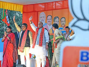 Congress exploited poor: Rajnath Singh; BJP gave India first tribal President: Yogi Adityanath