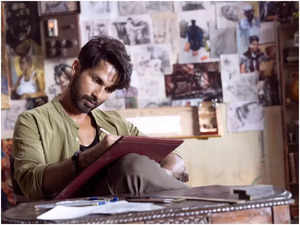 “Farzi” OTT Release: Here’s when and where to watch Shahid Kapoor and Vijay Sethupathi starrer series