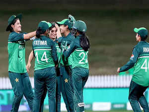 Mark Coles named as Pakistan women's team head coach