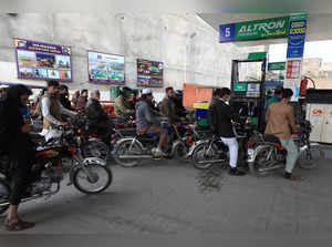pakistan petrol