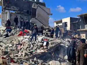 Earthquake death toll in Turkey climbs to 20,665