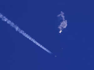 US jets down 4 objects in 8 days, unprecedented in peacetime